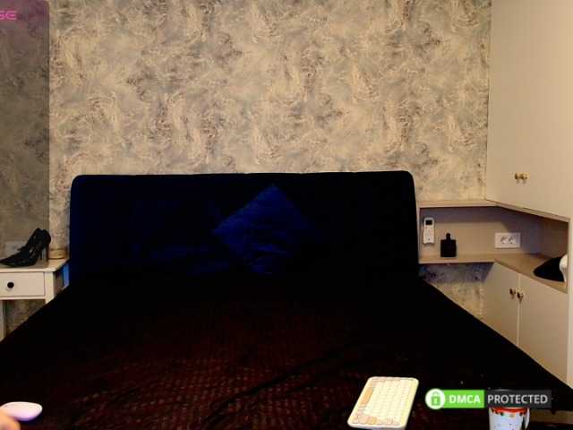 BambiDoll's BongaCams show and profile