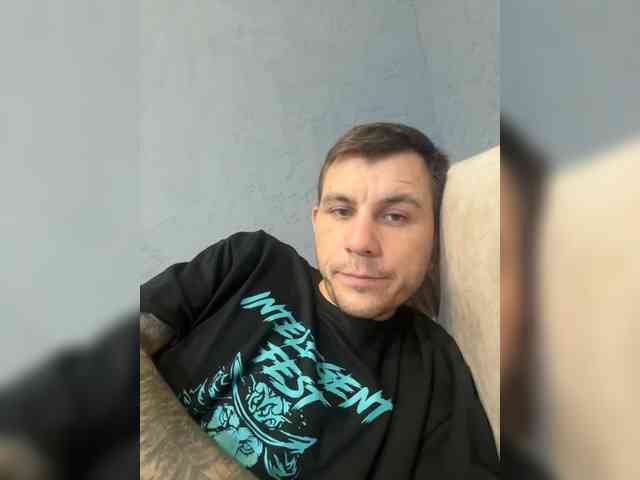 Vladimir2081996vb Live Webcam on BongaCams