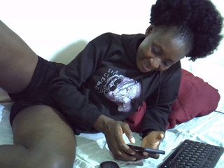 Preetypussie Porn Show