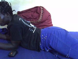 Preetypussie Porn Show