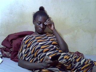 Preetypussie Porn Show