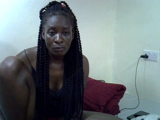 Preetypussie Porn Show