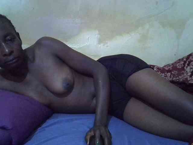 Preetypussie webcam