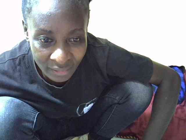 Preetypussie webcam