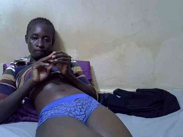 Preetypussie webcam