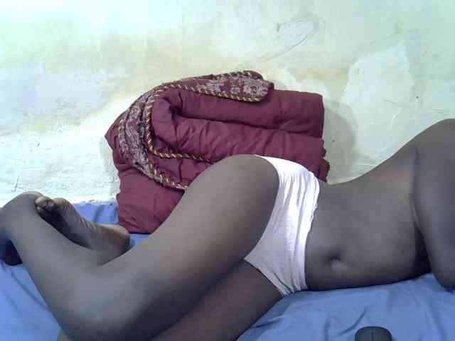 Preetypussie webcam