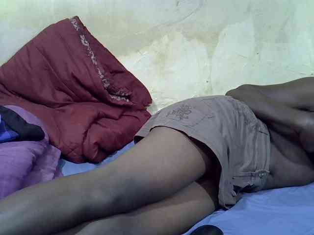 Preetypussie webcam