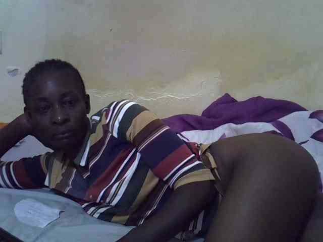 Preetypussie webcam