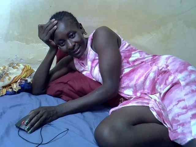 Preetypussie webcam