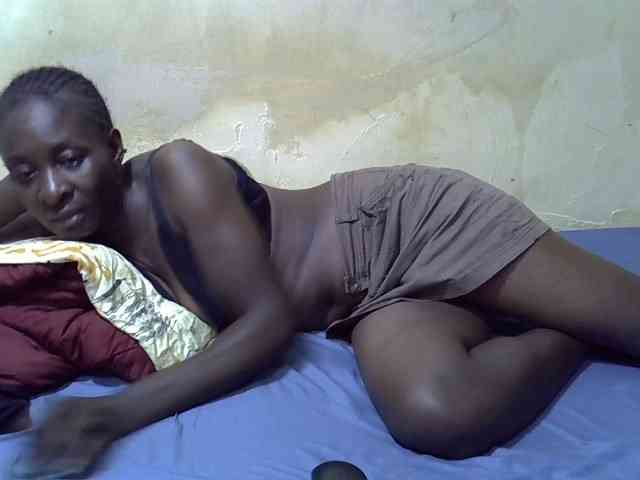 Preetypussie webcam