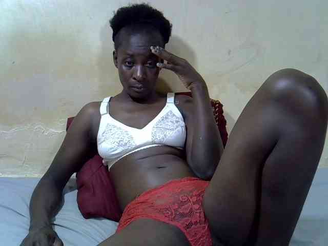 Preetypussie webcam