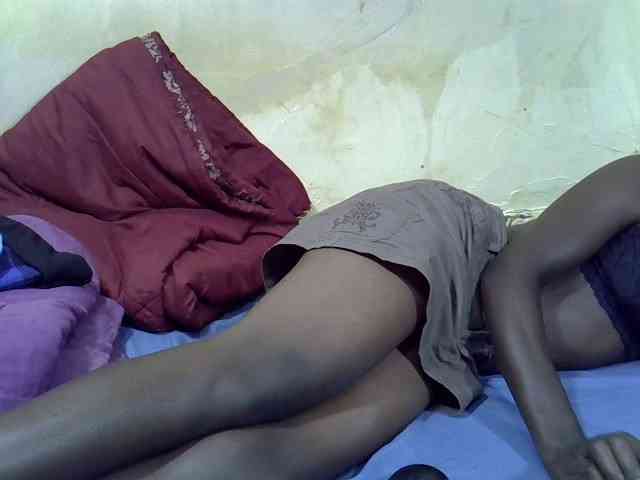 Preetypussie webcam
