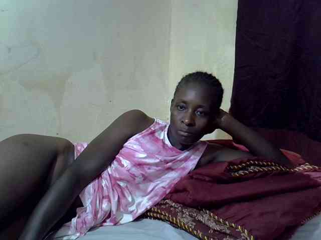 Preetypussie webcam