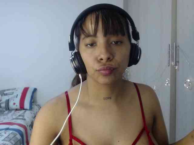 kittyrose3 webcam