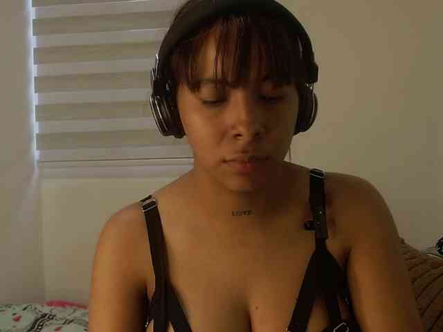 kittyrose3 webcam