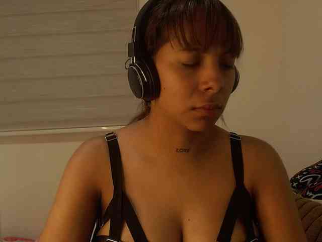 kittyrose3 webcam