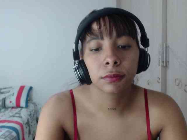 kittyrose3 webcam