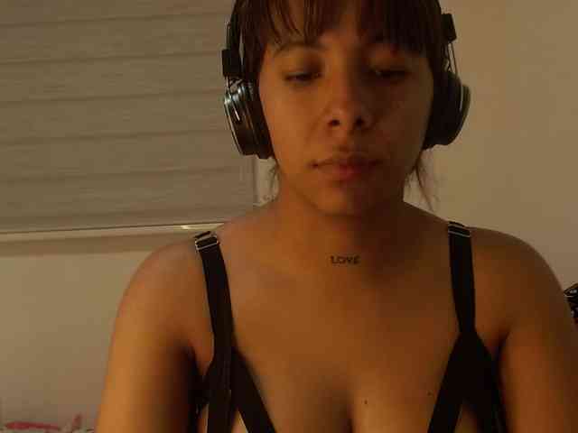 kittyrose3 webcam