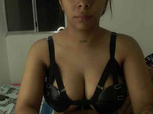 kittyrose3 webcam