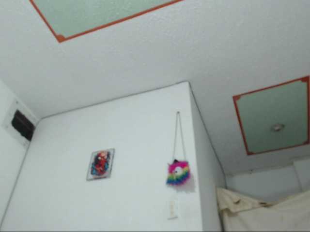 Scarlet-Delux07's BongaCams show and profile