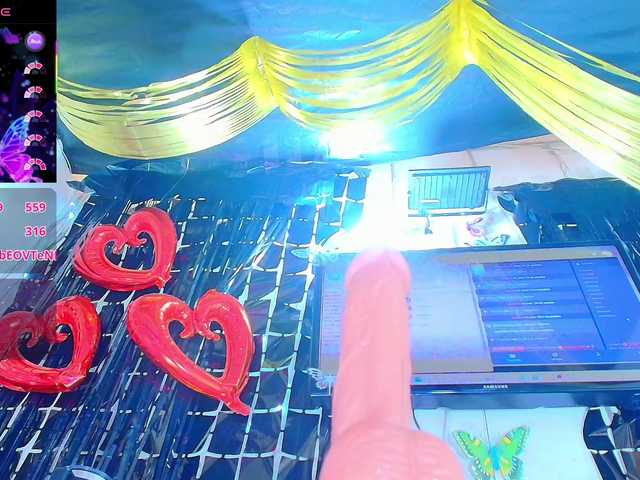 dakotamilf-hot's BongaCams show and profile