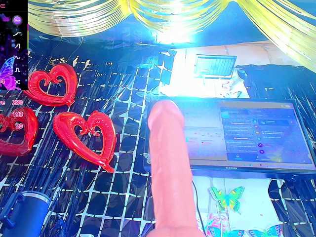 dakotamilf-hot's BongaCams show and profile