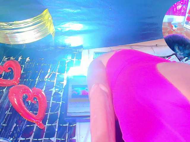 dakotamilf-hot's BongaCams show and profile