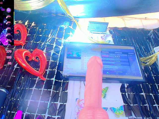 dakotamilf-hot's BongaCams show and profile