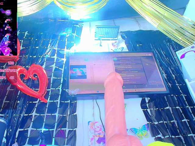 dakotamilf-hot's BongaCams show and profile