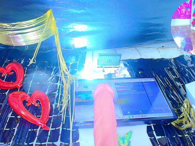 dakotamilf-hot's BongaCams show and profile