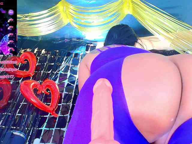 dakotamilf-hot Live Webcam on BongaCams