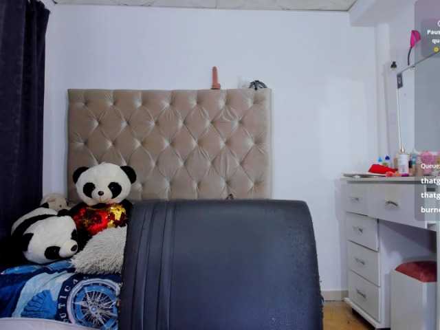 luluferrerr's BongaCams show and profile