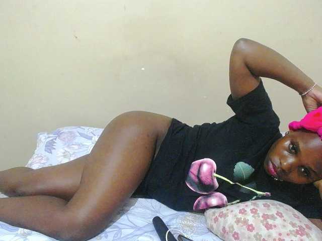 BlackkBerryy's BongaCams show and profile