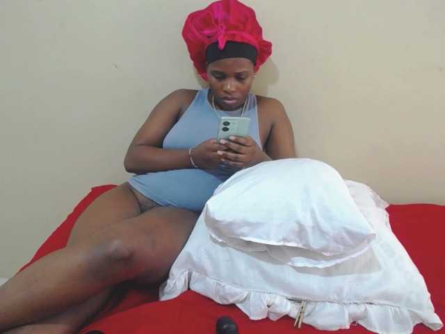 BlackkBerryy's BongaCams show and profile