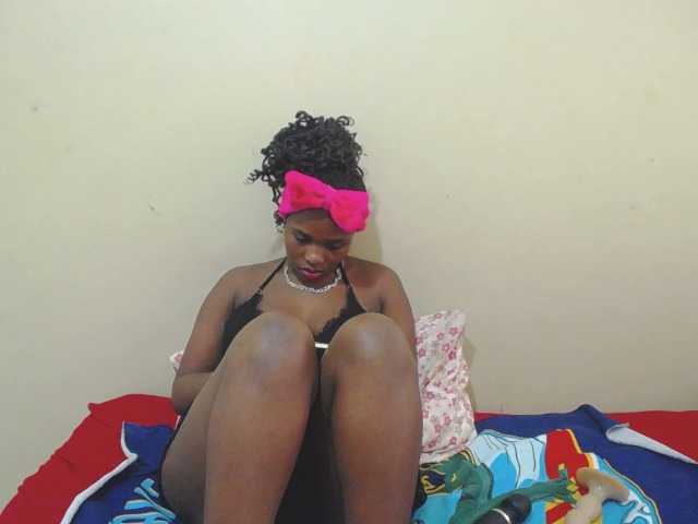 BlackkBerryy webcam bongacams model stream image