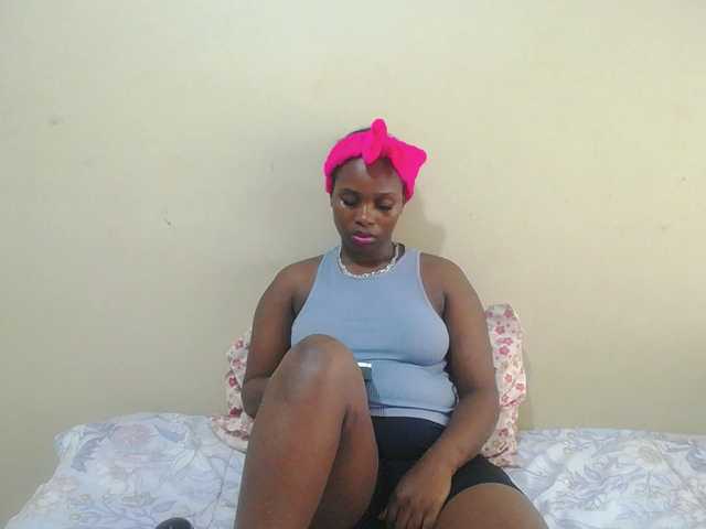 BlackkBerryy's BongaCams show and profile