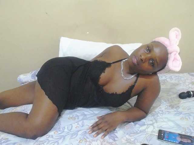 BlackkBerryy's BongaCams show and profile