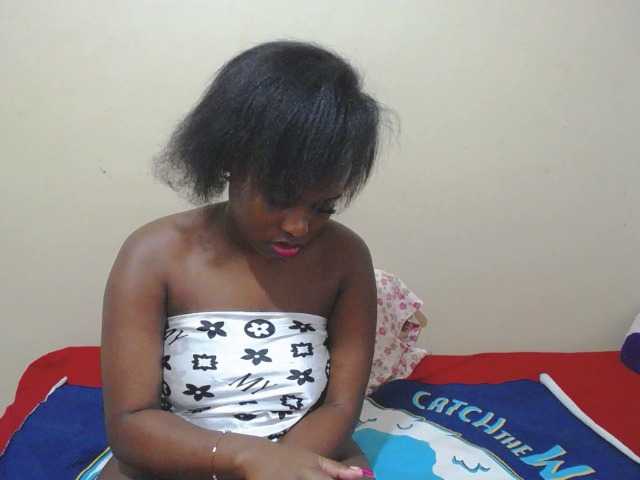 BlackkBerryy webcam bongacams model stream image