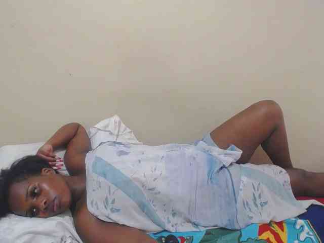 BlackkBerryy Live Webcam on BongaCams