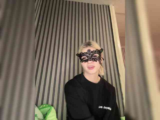 -LittleWitch- webcam