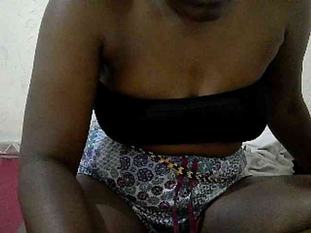 Giggy001 webcam
