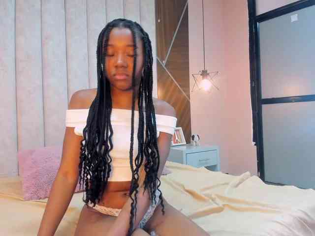 Madisson-Brooke webcam