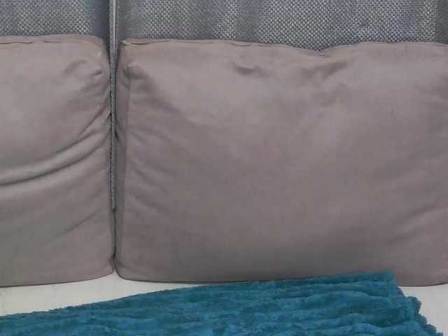 dahliacruzzz21's BongaCams show and profile