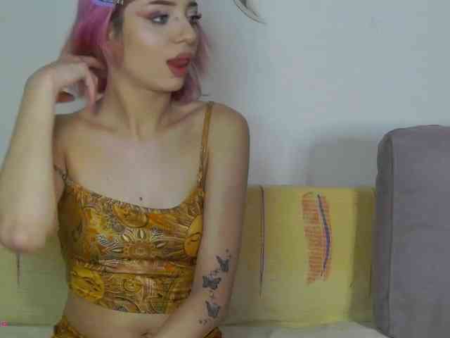 dahliacruzzz21 webcam