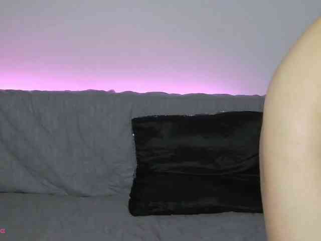 dahliacruzzz21 webcam