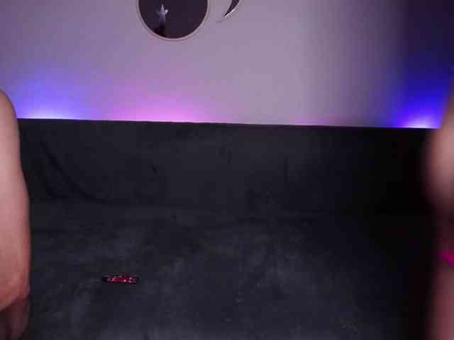 dahliacruzzz21 webcam