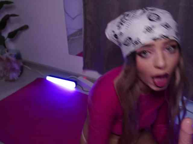 dahliacruzzz21 webcam