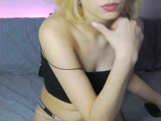 dahliacruzzz21 webcam