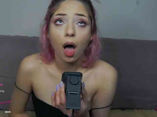 dahliacruzzz21 webcam