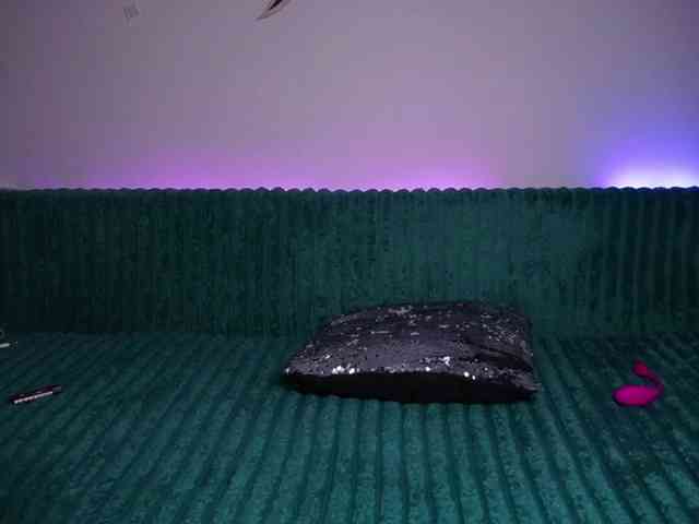 dahliacruzzz21 webcam